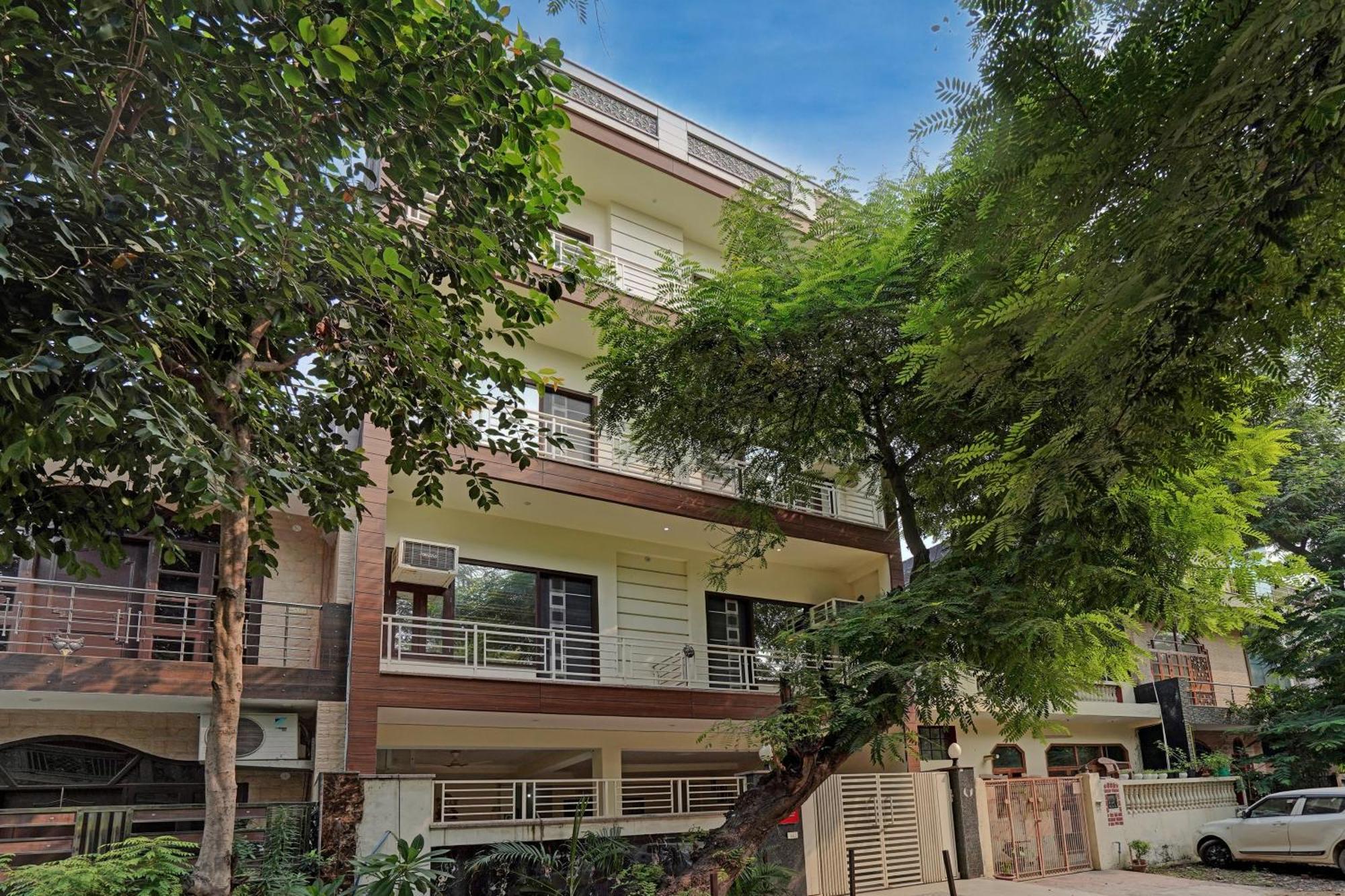 Hotel O Golden Imperial Grander Noida Exterior foto