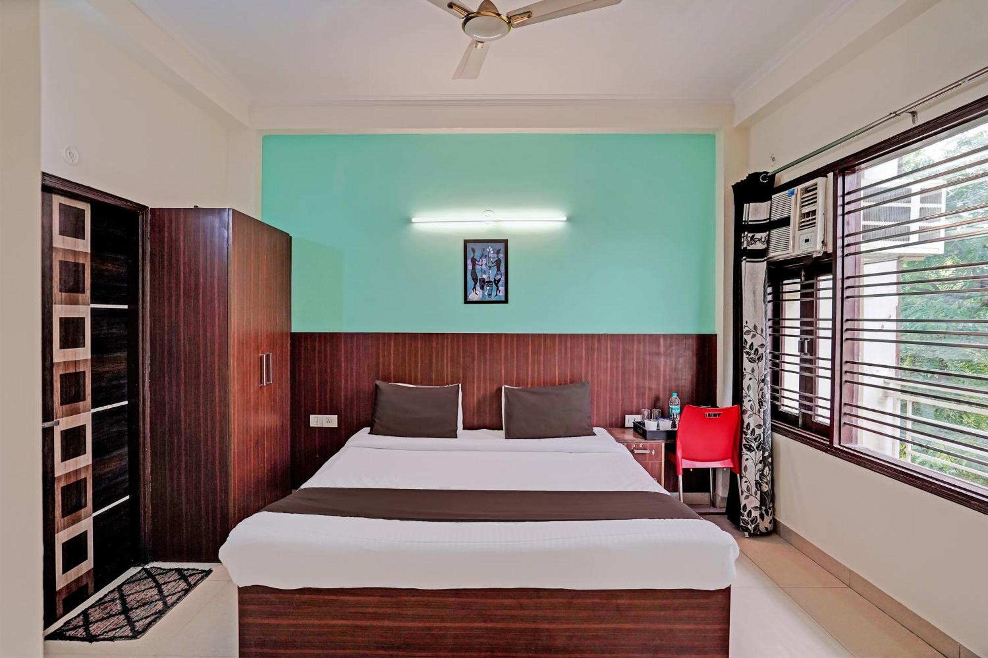 Hotel O Golden Imperial Grander Noida Exterior foto